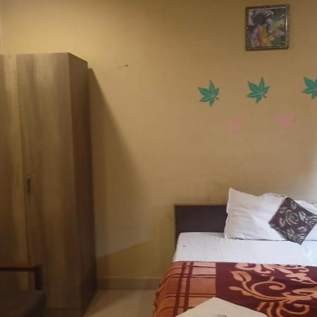 Hotel Shyam Utsav Mirzapur ภายนอก รูปภาพ
