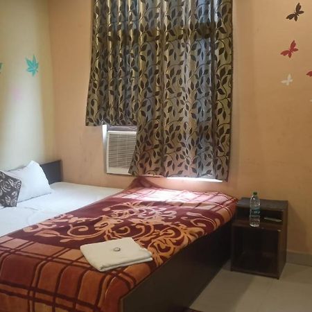 Hotel Shyam Utsav Mirzapur ภายนอก รูปภาพ