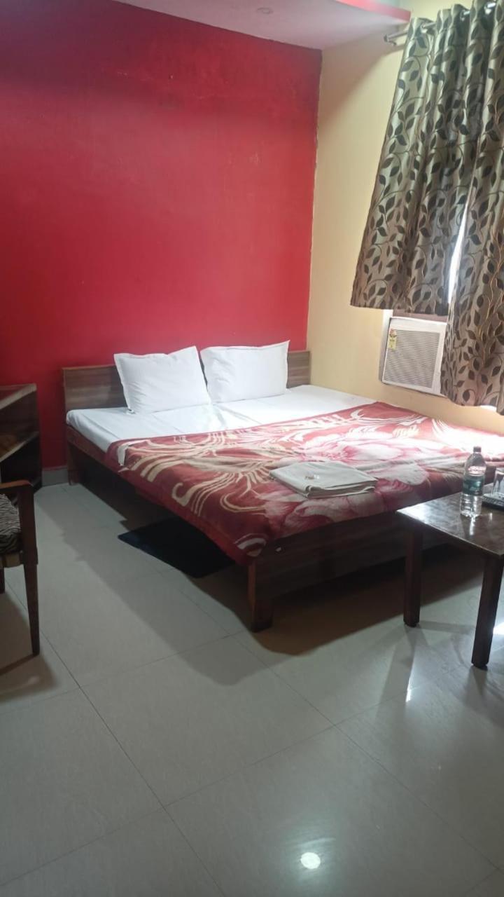 Hotel Shyam Utsav Mirzapur ภายนอก รูปภาพ