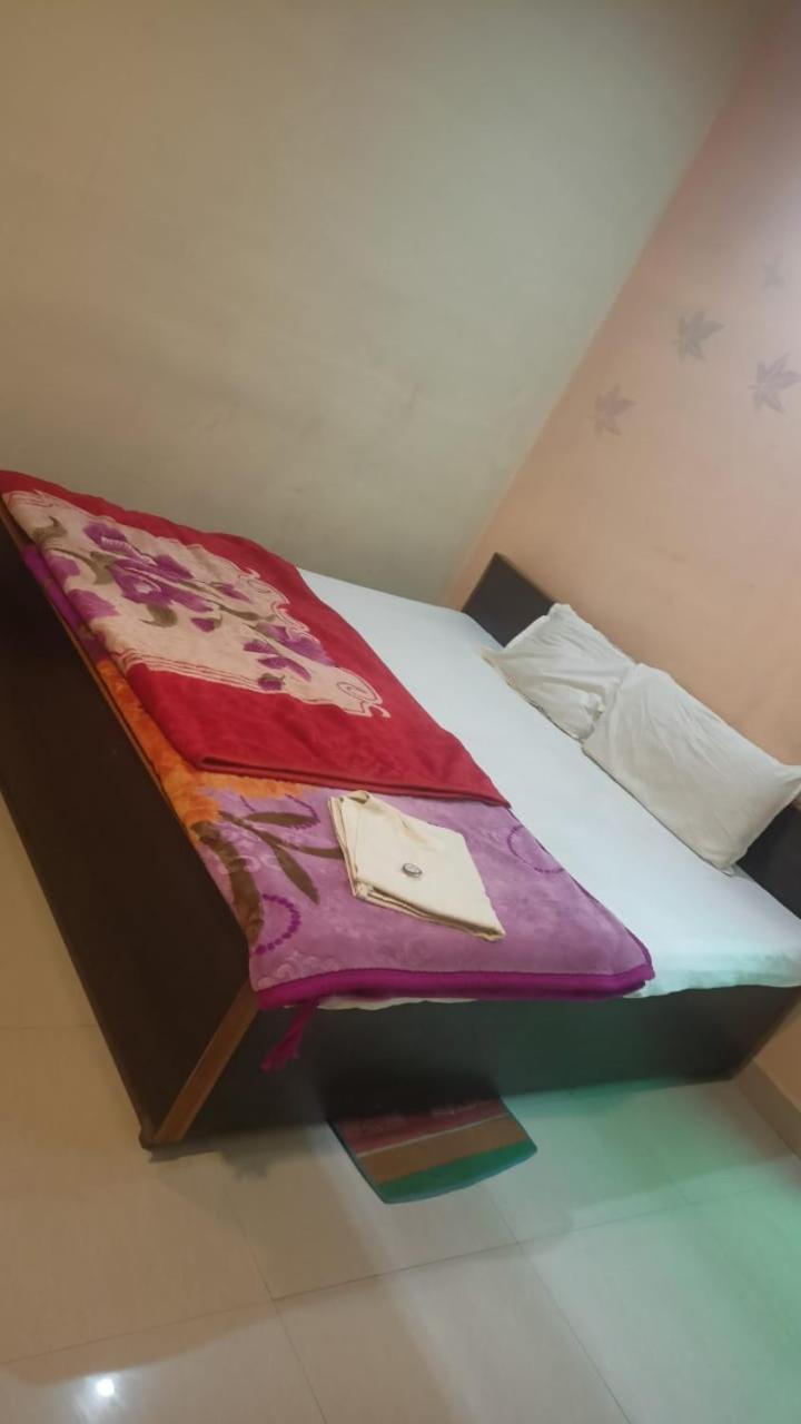 Hotel Shyam Utsav Mirzapur ภายนอก รูปภาพ